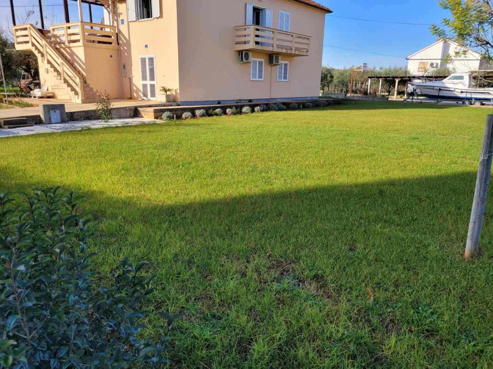 Apartmani Loli Ugljan Exterior photo